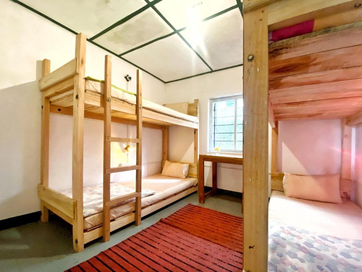 Kurumba Hostelエッラ エクステリア 写真